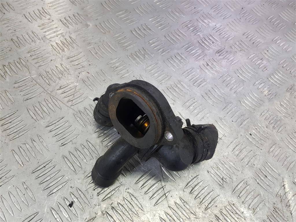 корпус термостата Volkswagen Crafter  03L121111AB, 860 рублей, Москва