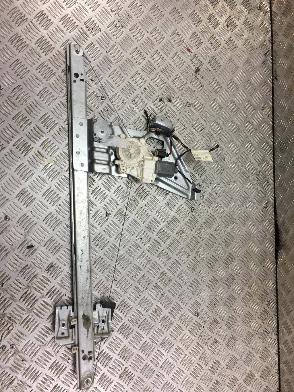 стеклоподъемник MERCEDES-BENZ Sprinter  A9067200046, 1320 рублей, Москва