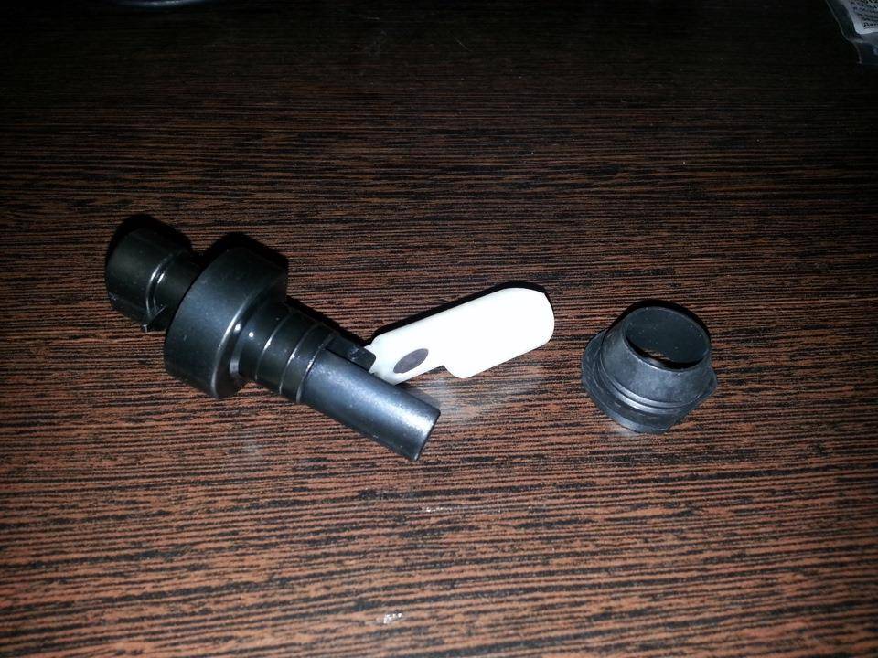 датчик уровня бачка омывателя MERCEDES-BENZ Sprinter  A2205400045, 750 рублей, Москва