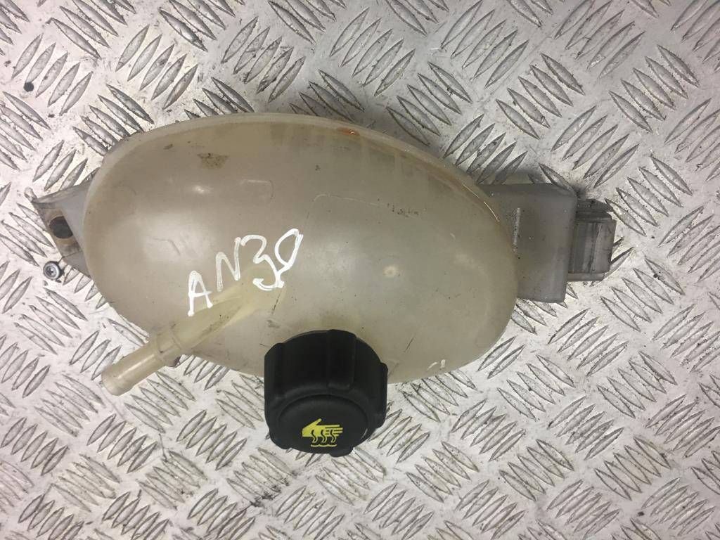 бачок расширительный Renault Master  217100015R, 750 рублей, Москва