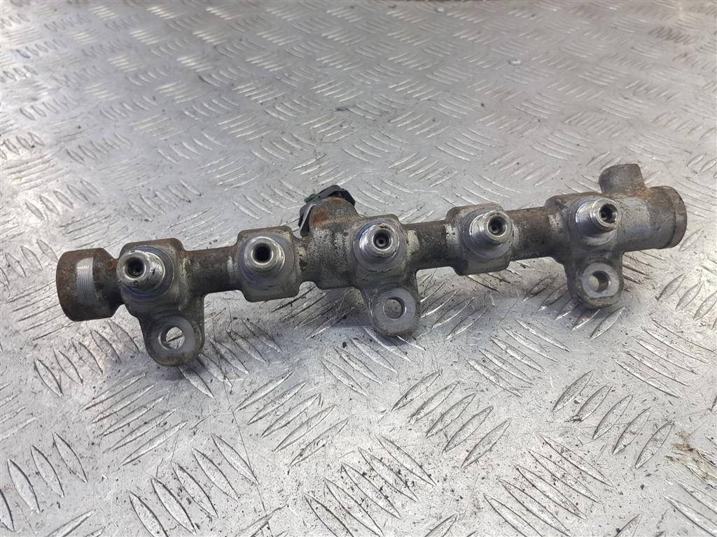 рампа топливная Renault Master  175215697R, 2470 рублей, Москва