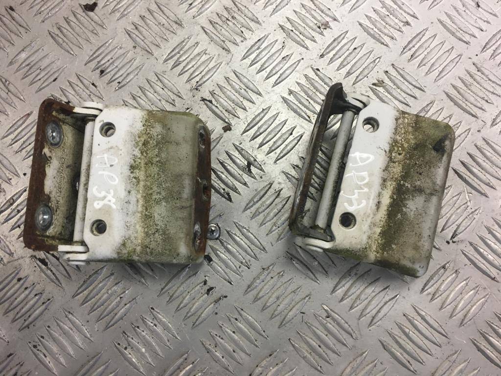 петля багажника MERCEDES-BENZ Vito, 750 рублей, Москва