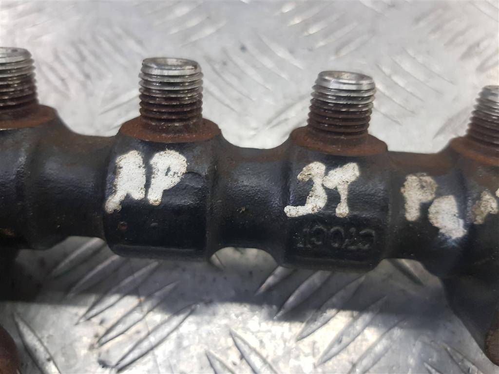 рампа топливная Peugeot Partner  1570G2, 980 рублей, Москва