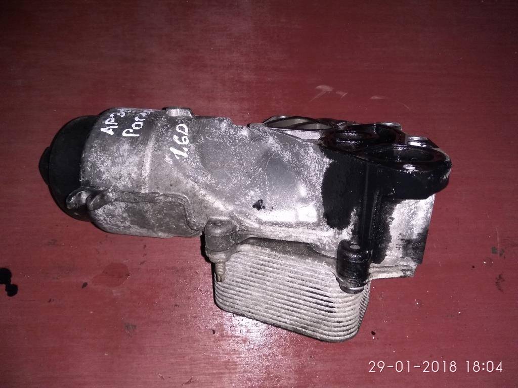 радиатор масляный Peugeot Partner  1103L1, 860 рублей, Москва