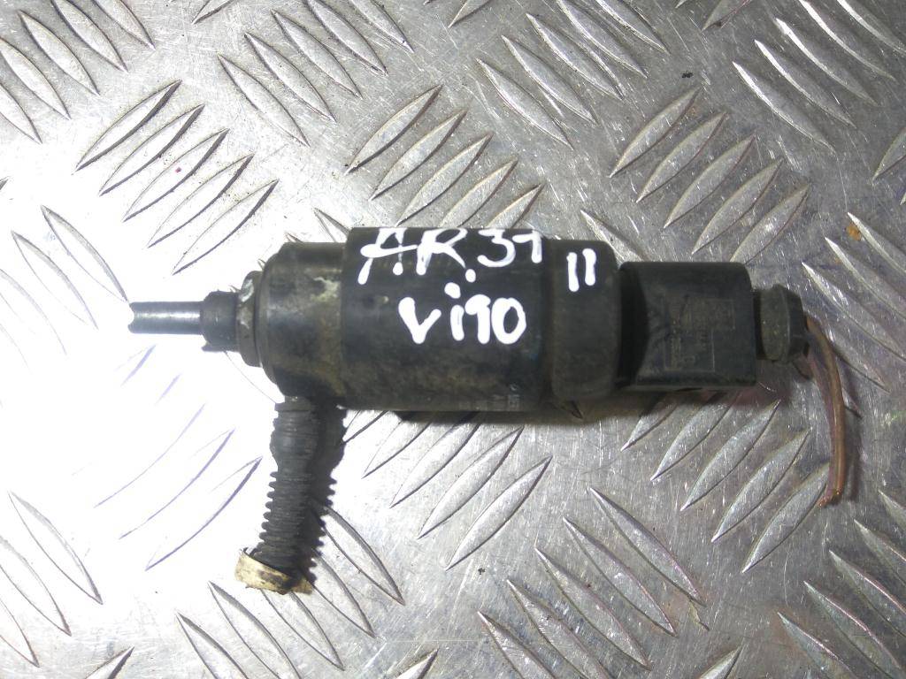 насос омывателя (моторчик) MERCEDES-BENZ Vito  A0008605826, 860 рублей, Москва