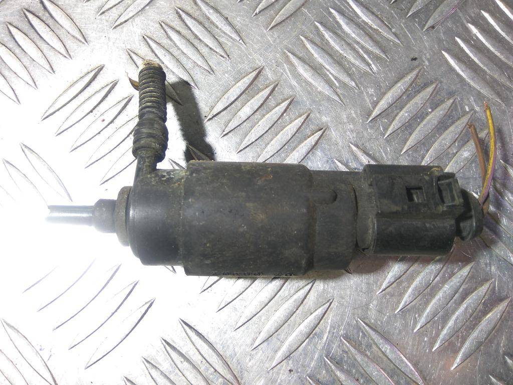 насос омывателя (моторчик) MERCEDES-BENZ Vito  A0008605826, 860 рублей, Москва