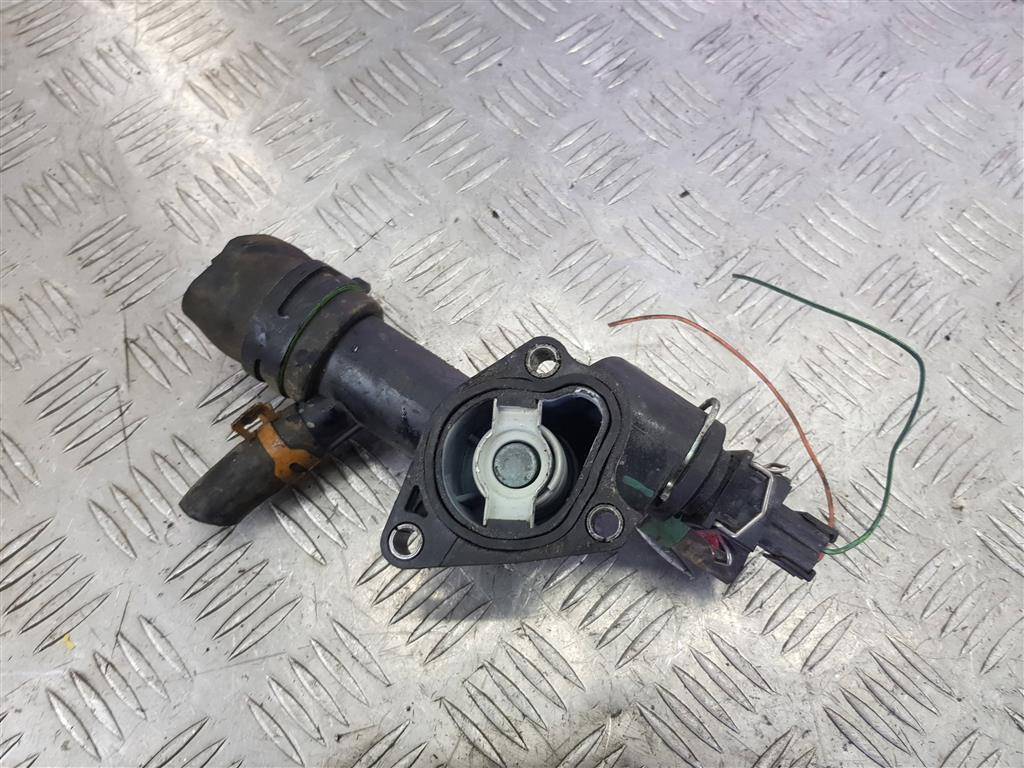 корпус термостата Renault Kangoo  8200954288, 630 рублей, Москва