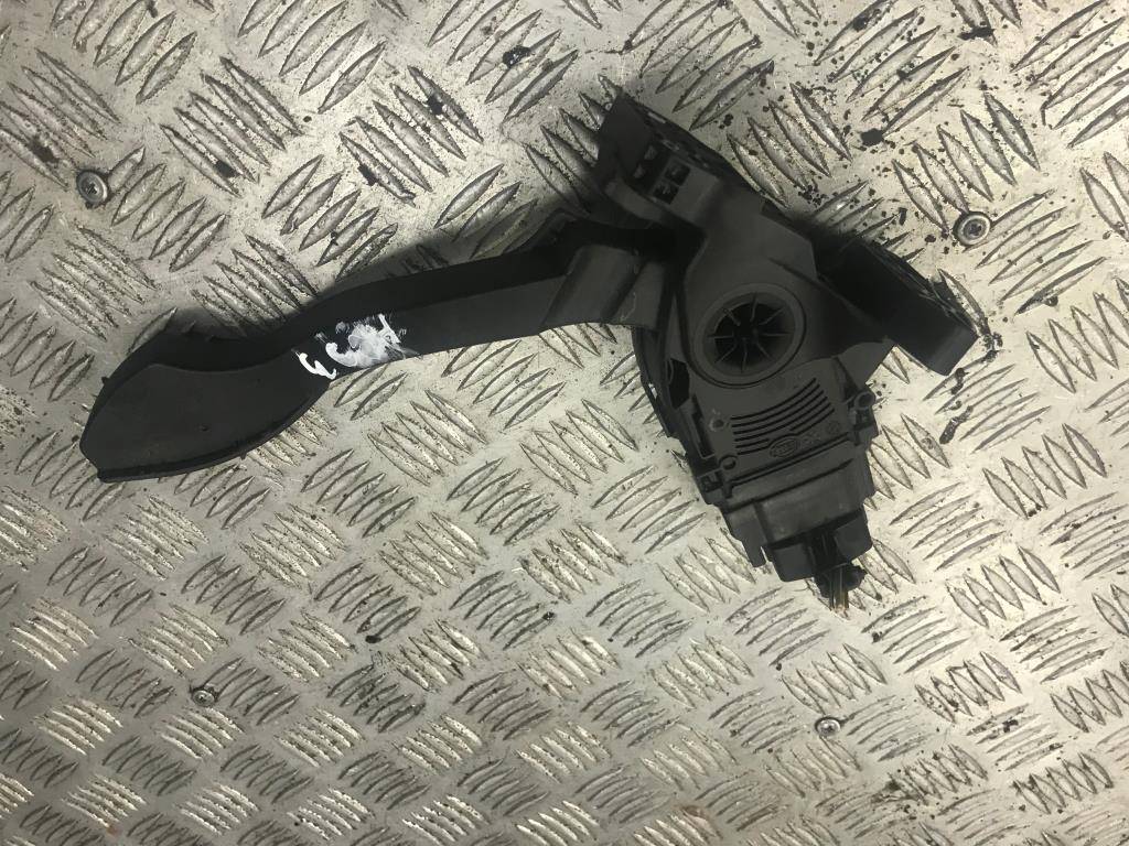 педаль газа FORD Tourneo Connect  2139887, 630 рублей, Москва