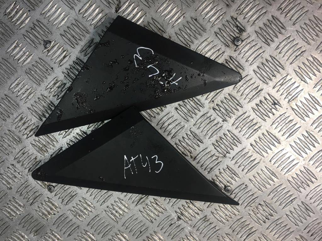 накладка крыла переднего MERCEDES-BENZ Sprinter  A9068110107, 1090 рублей, Москва