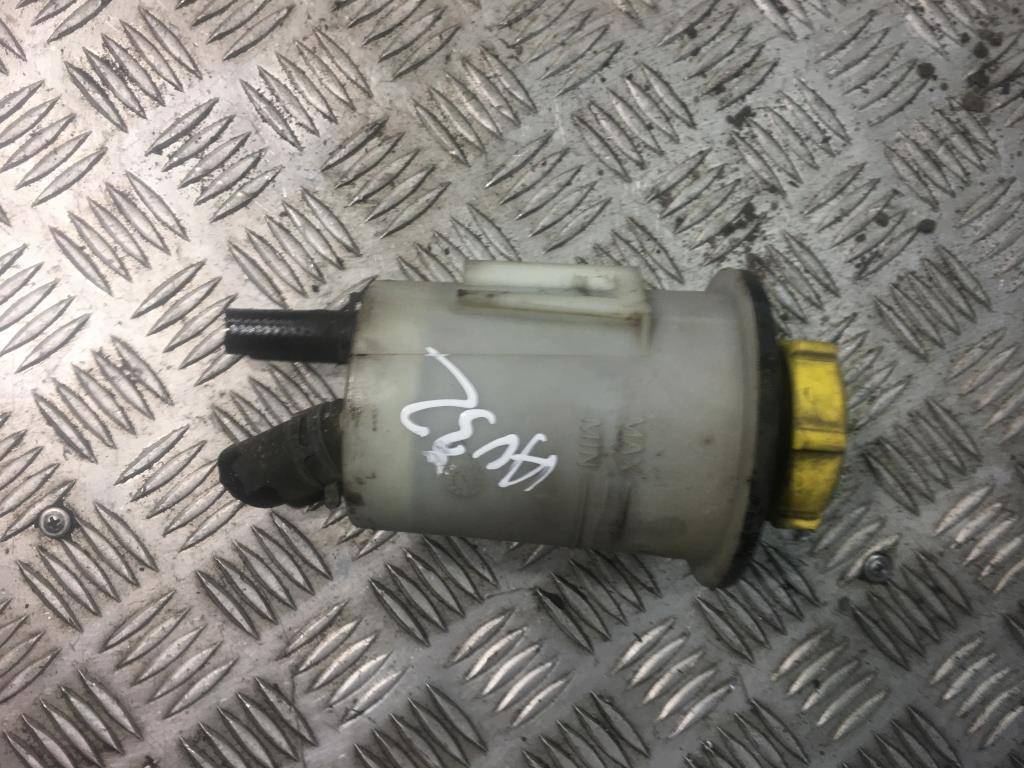 бачок гидроусилителя FORD Transit  4042052, 630 рублей, Москва