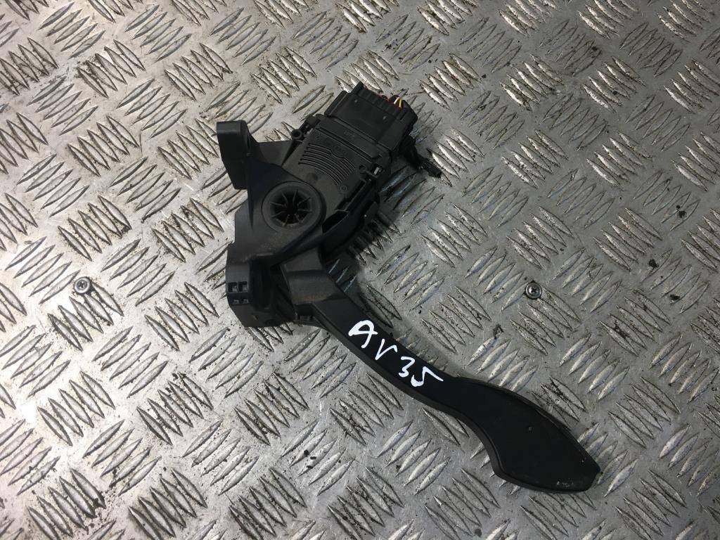 педаль газа FORD Tourneo Connect  2139887, 630 рублей, Москва