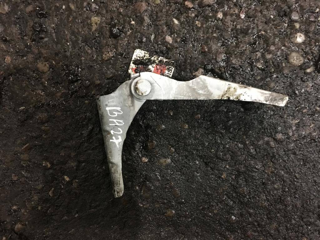 петля капота FORD Transit  1405813, 750 рублей, Москва