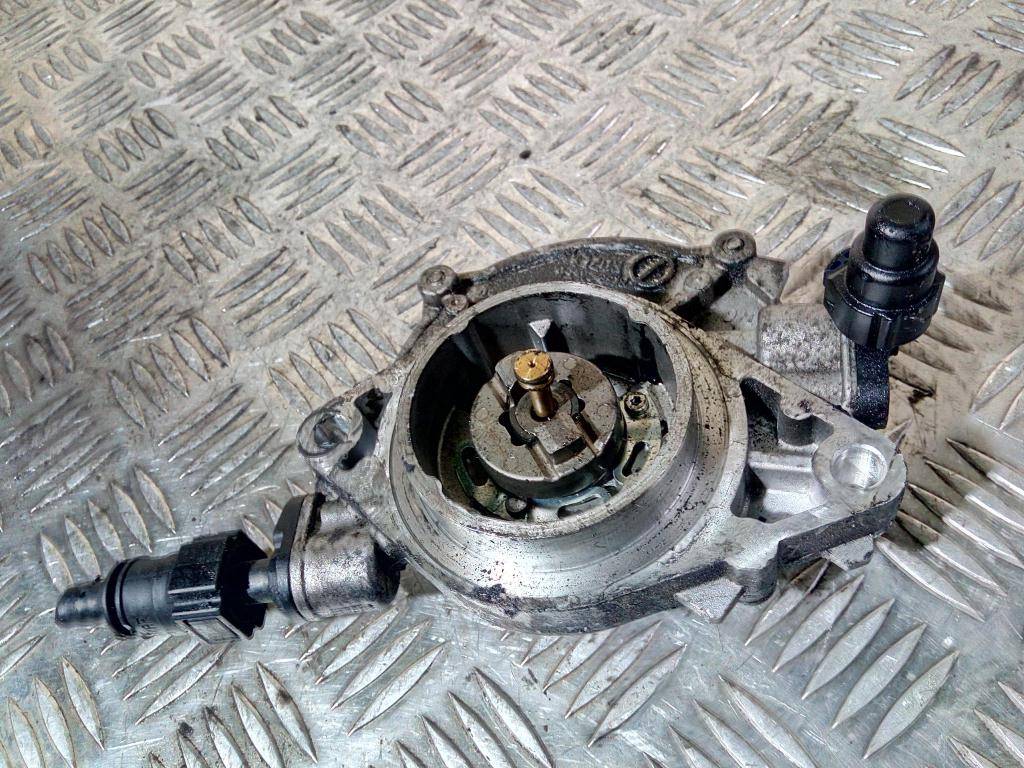 насос вакуумный FORD Transit  1899704, 3390 рублей, Москва