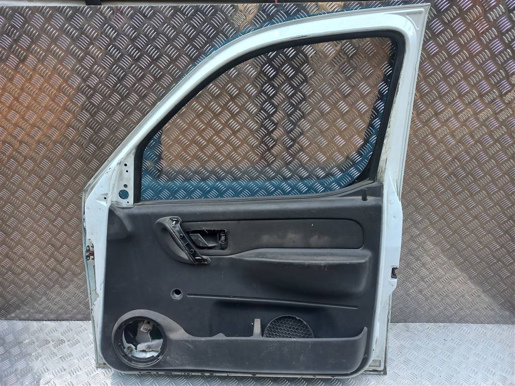 дверь Citroen Berlingo  9004W2, 3390 рублей, Москва
