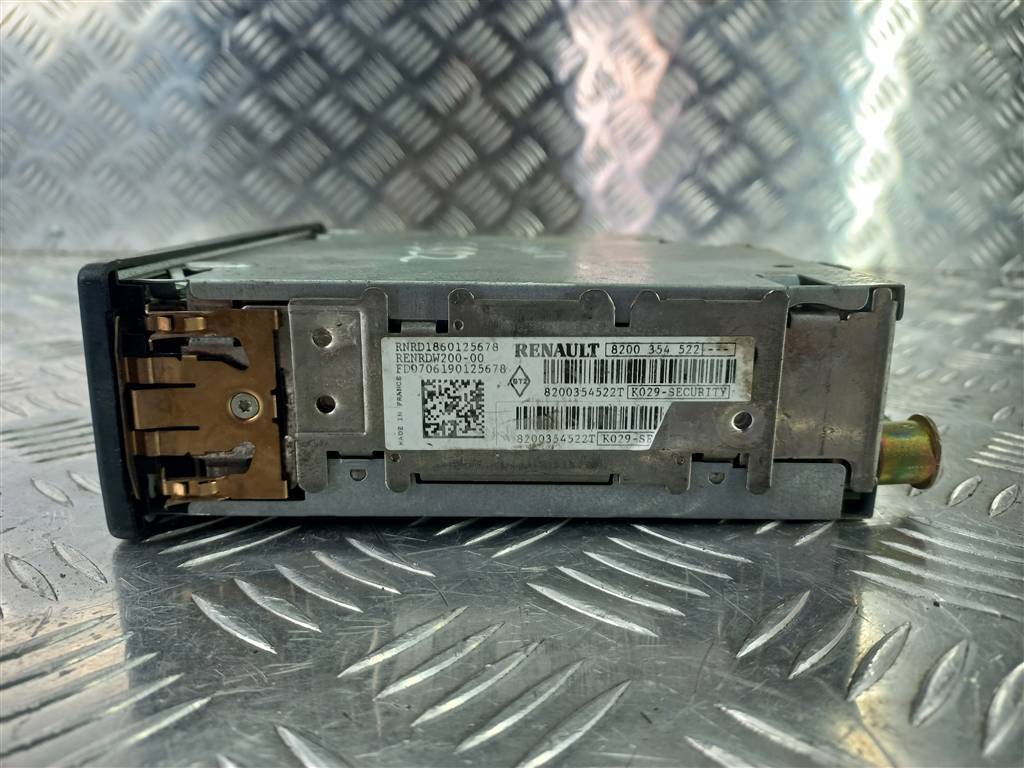магнитола Renault Trafic  8200354522, 1550 рублей, Москва