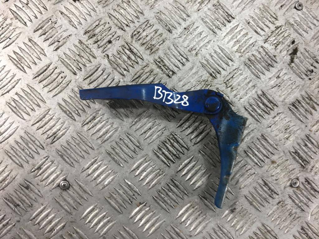 петля капота FORD Transit  1405814, 750 рублей, Москва