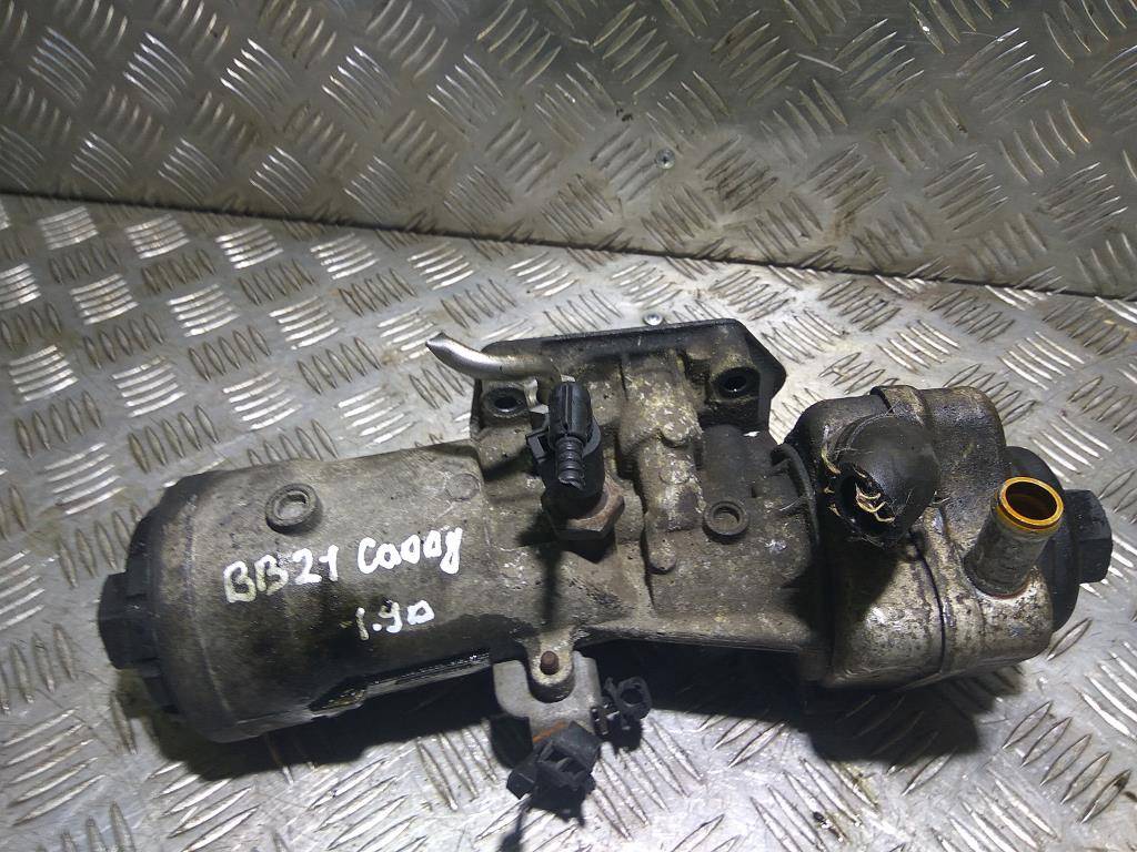 радиатор масляный Volkswagen Caddy  02G117021L, 2010 рублей, Москва