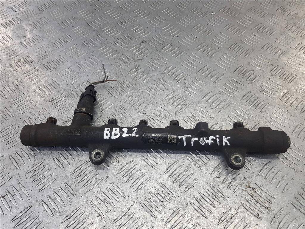 рампа топливная Renault Trafic  8200600206, 1550 рублей, Москва