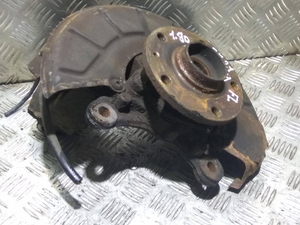 кулак Volkswagen Caddy  1K0407255P, 2130 рублей, Москва