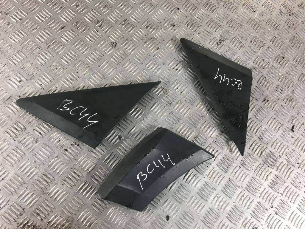 накладка крыла переднего Volkswagen Crafter  A9068110107, 1090 рублей, Москва