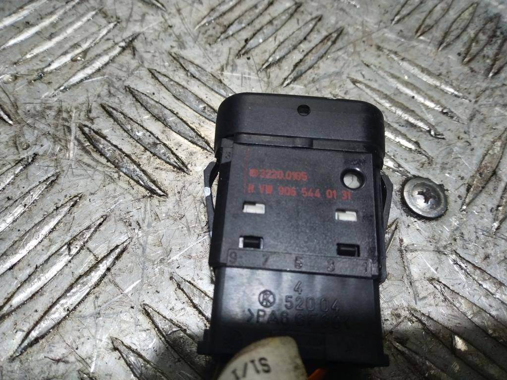 кнопка регулировки фар Volkswagen Crafter  9065440131, 750 рублей, Москва
