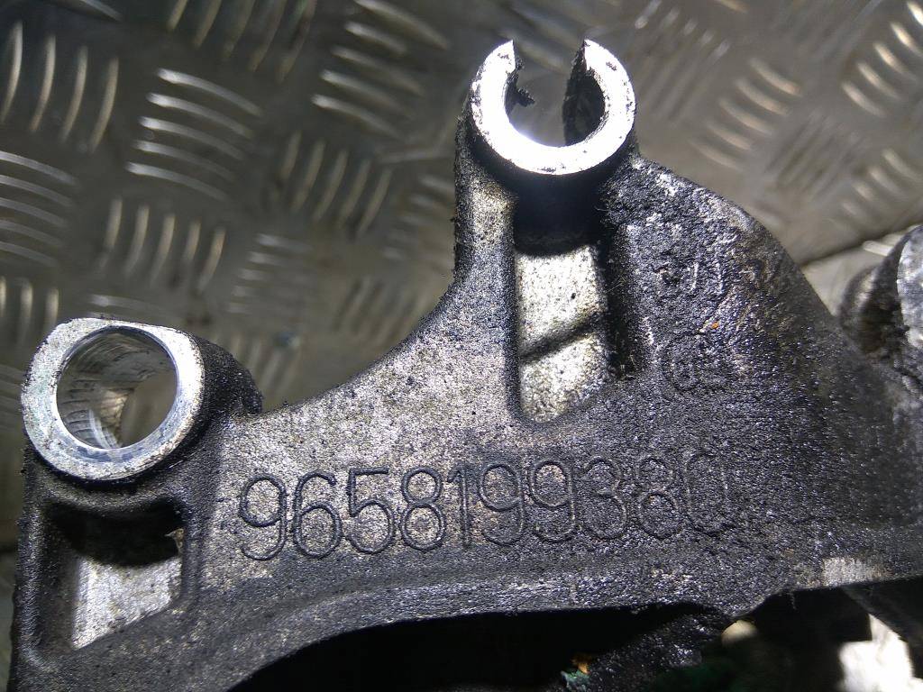 кронштейн генератора Peugeot Partner  5706L1, 1320 рублей, Москва