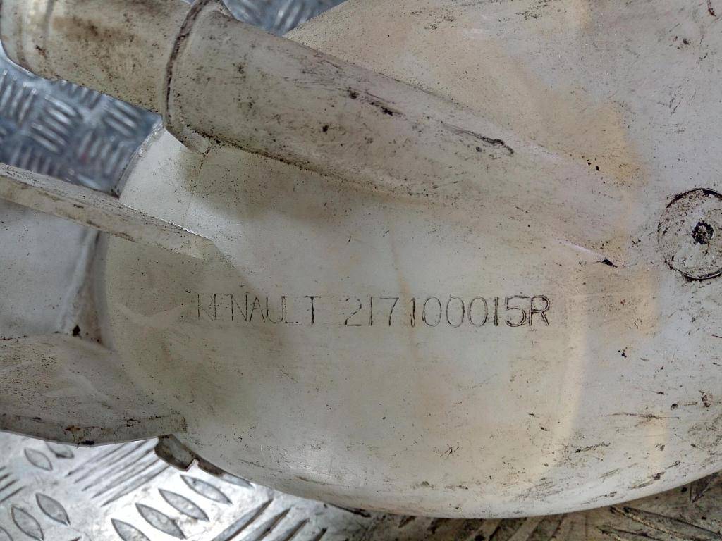 бачок расширительный Renault Master  217100015R, 750 рублей, Москва