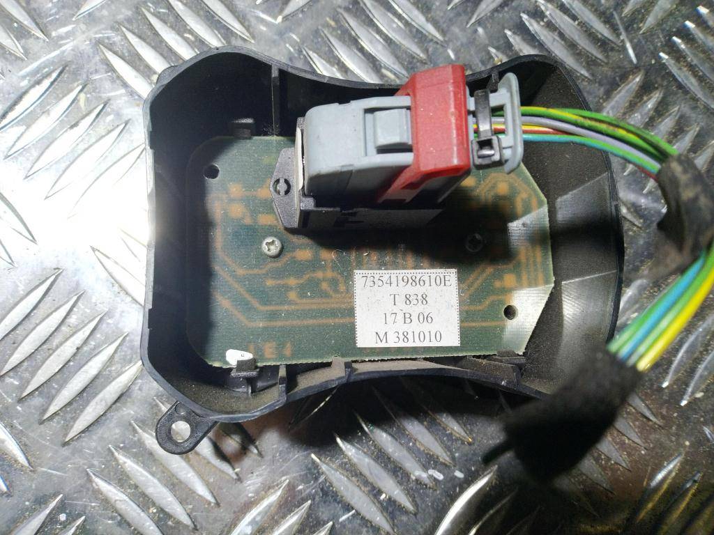 блок кнопок Fiat Doblo  735419861, 750 рублей, Москва