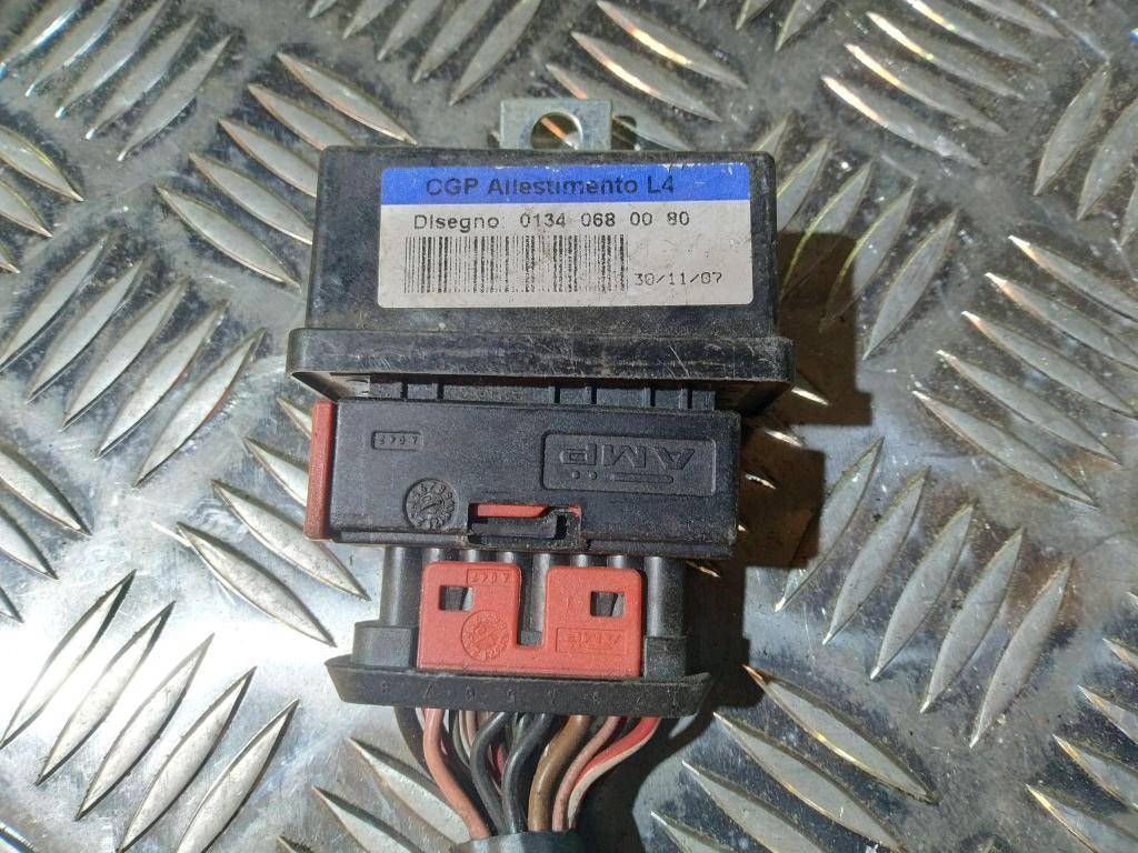 реле топливного насоса Peugeot Boxer  1340680080, 980 рублей, Москва