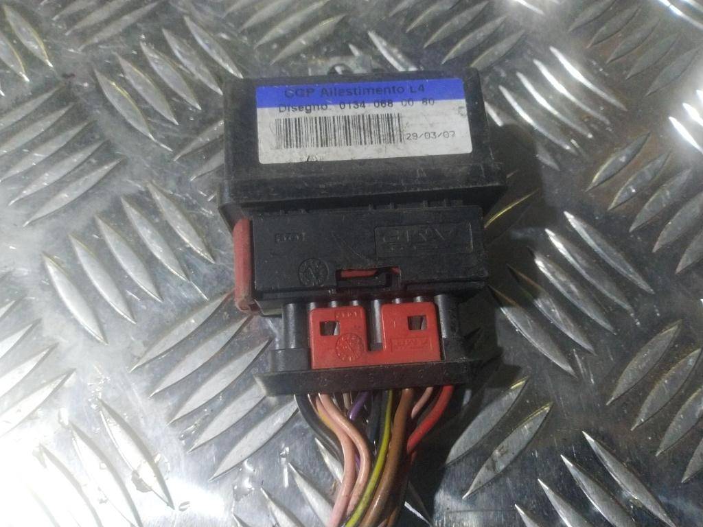 реле топливного насоса Fiat Ducato  1340680080, 980 рублей, Москва