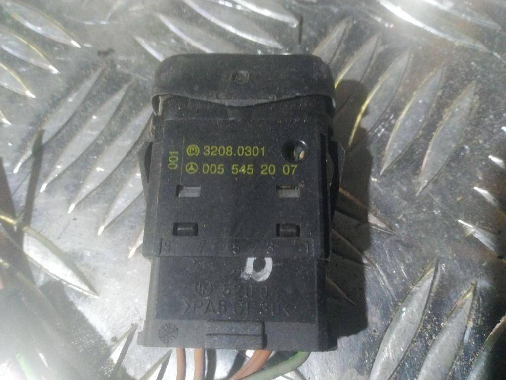 кнопка переключения режимов подвески MERCEDES-BENZ Vito  A0055452007, 750 рублей, Москва