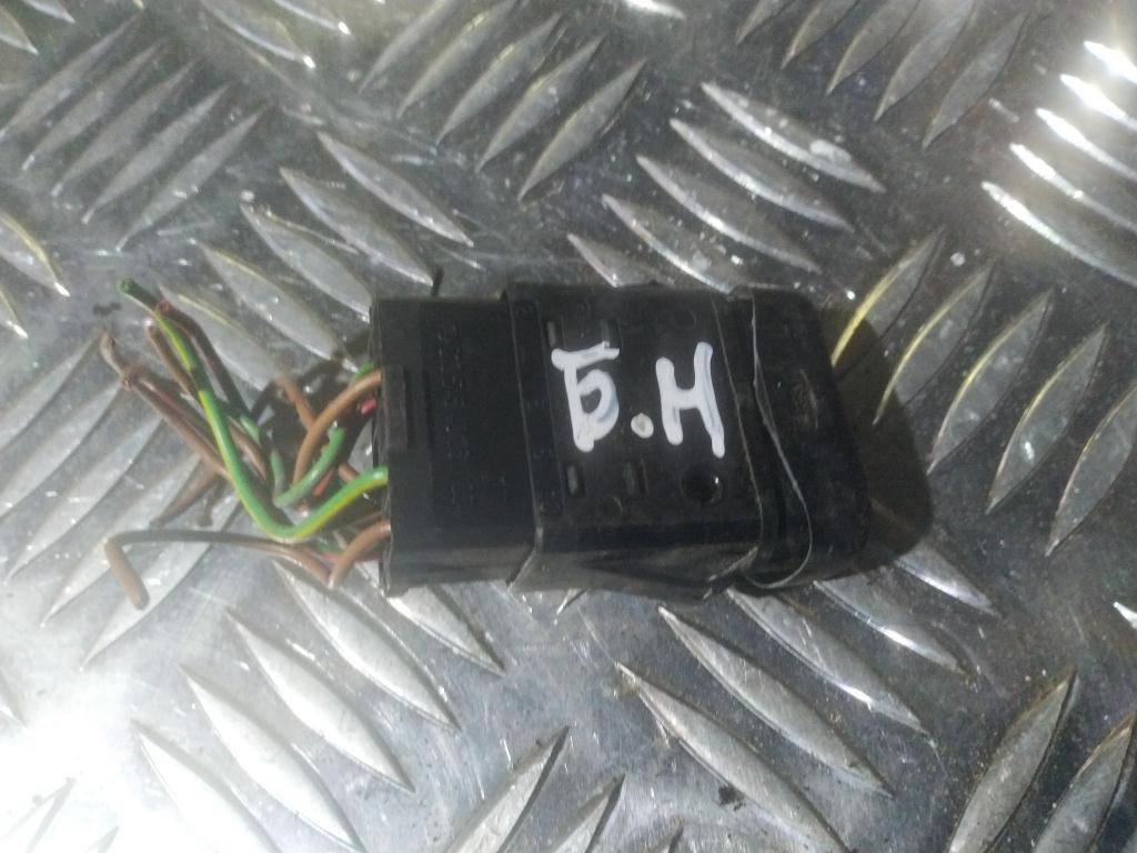 кнопка сигнализации MERCEDES-BENZ Vito  A0055451907, 750 рублей, Москва