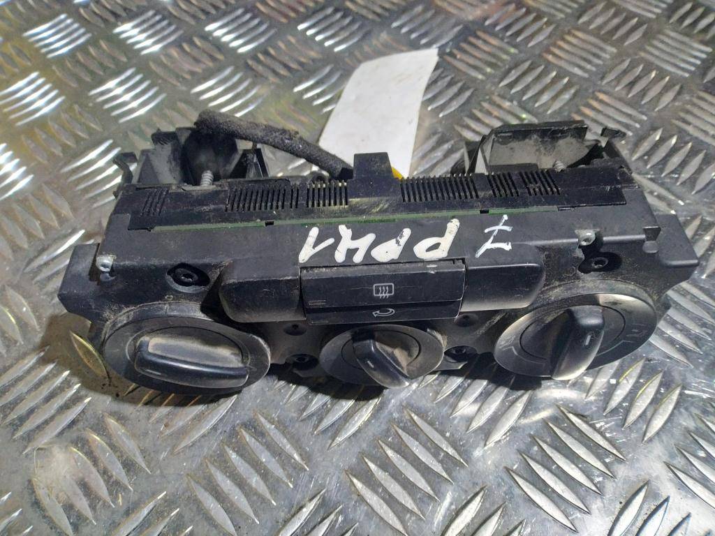 блок управления печкой Volkswagen Caddy  1K0819047, 1550 рублей, Москва