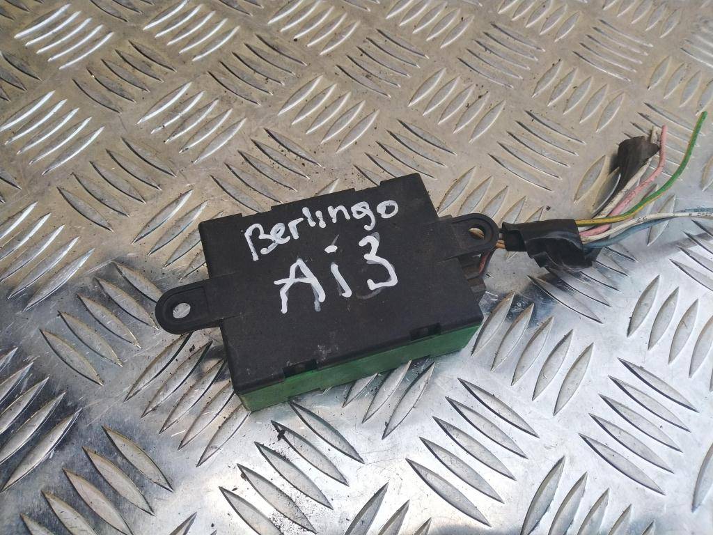 блок управления Citroen Berlingo  6547G7, 2700 рублей, Москва