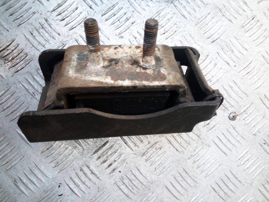 подушка двигателя (опора двс) Iveco Daily  504279651, 1900 рублей, Москва