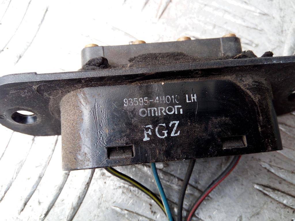 контактная группа двери сдвижной Hyundai Grand Starex  935954H010, 750 рублей, Москва