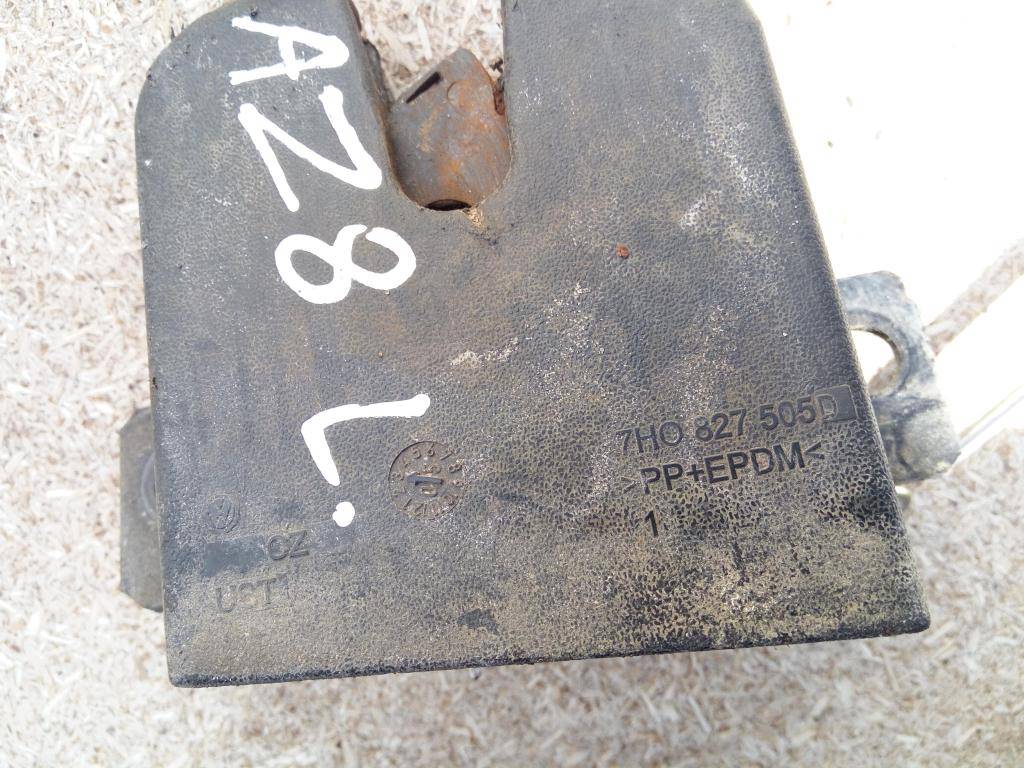 замок двери распашной Volkswagen Transporter  7H0827505, 1550 рублей, Москва