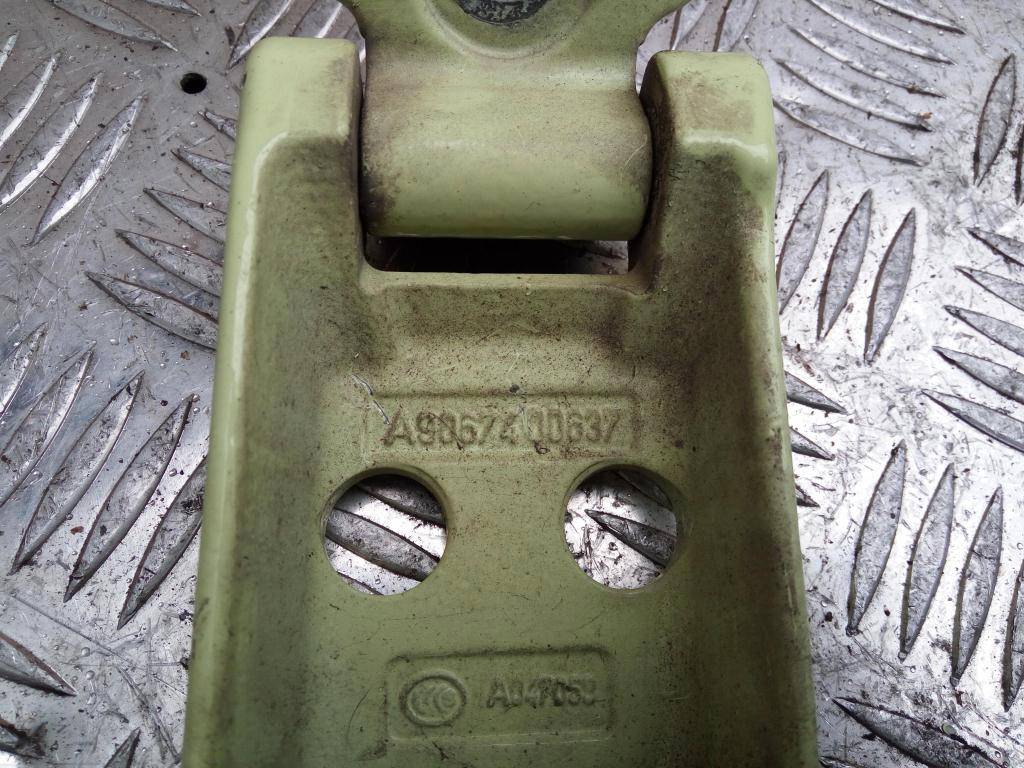 петля двери распашной Volkswagen Crafter  9067400637, 1550 рублей, Москва