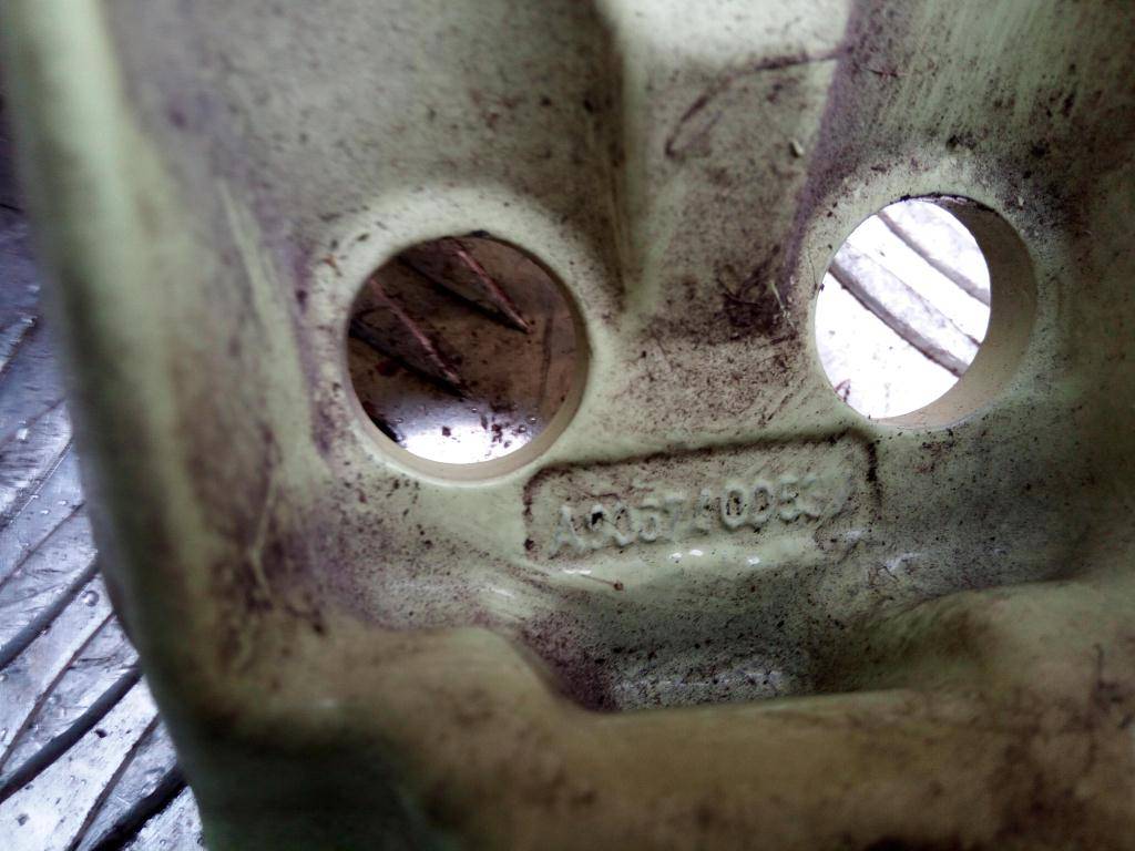 петля двери распашной Volkswagen Crafter  9067400537, 1900 рублей, Москва