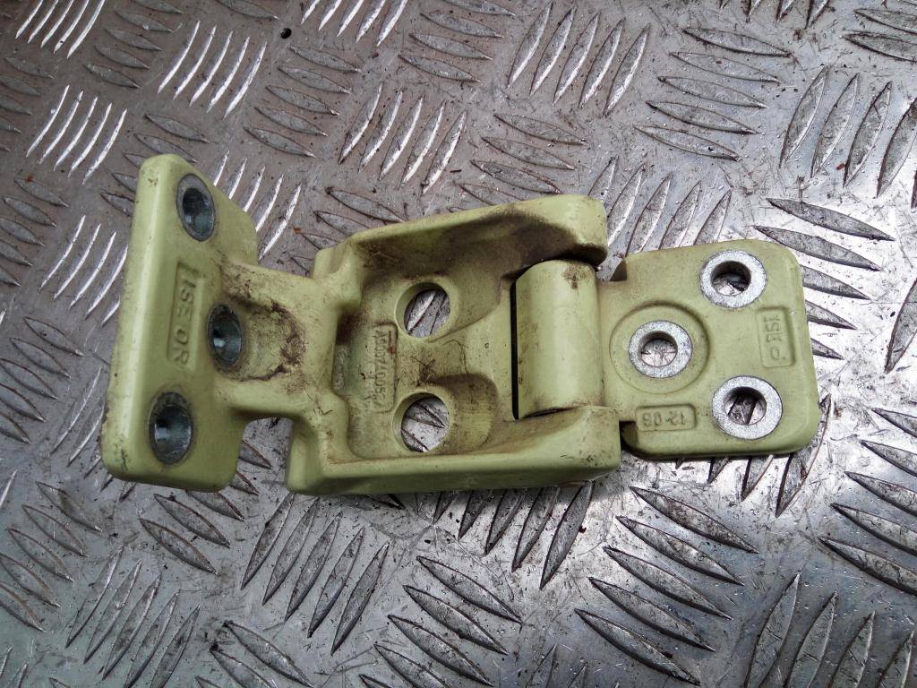 петля двери распашной Volkswagen Crafter  9067400537, 1900 рублей, Москва