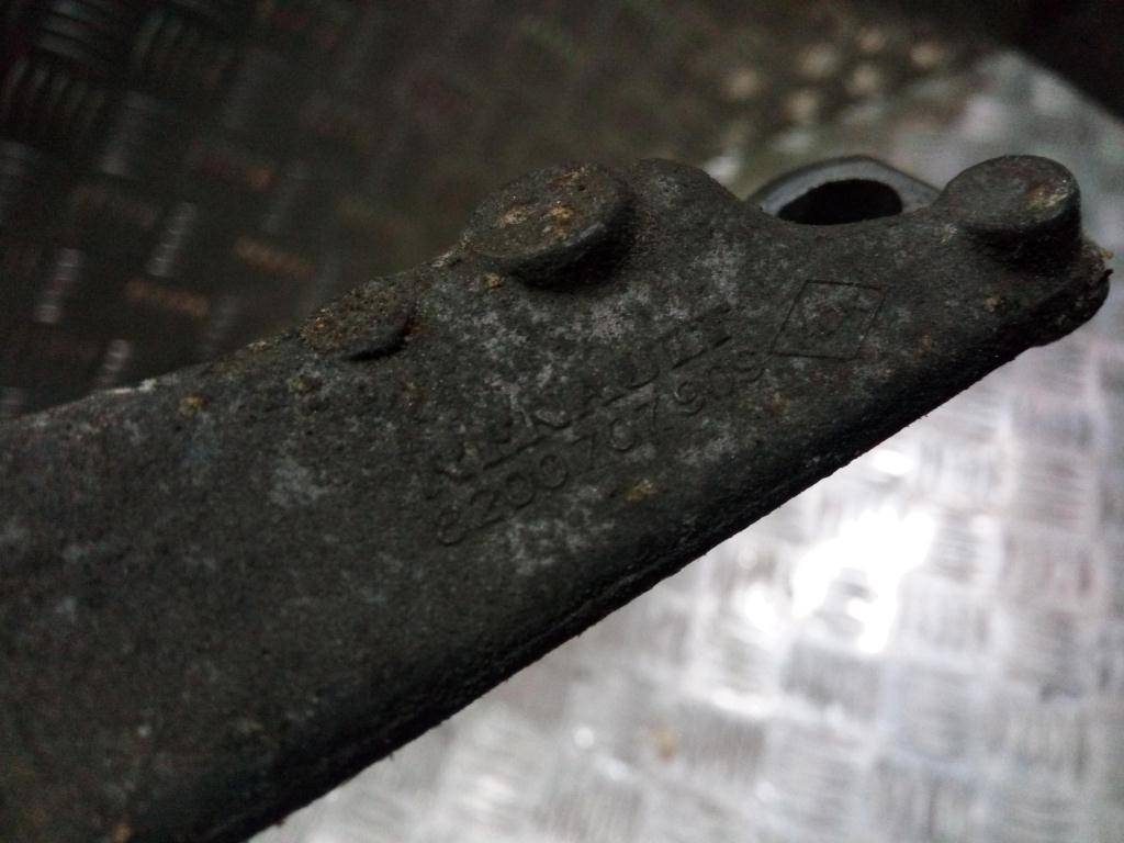 кронштейн кпп Renault Kangoo  8200707909, 980 рублей, Москва