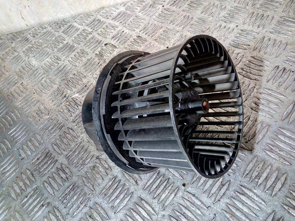 моторчик отопителя FORD Transit  7188531, 2130 рублей, Москва
