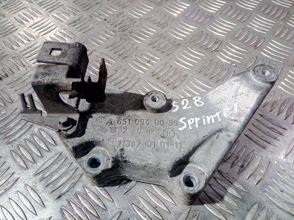 кронштейн коллектора MERCEDES-BENZ Sprinter  A6510940039, 750 рублей, Москва