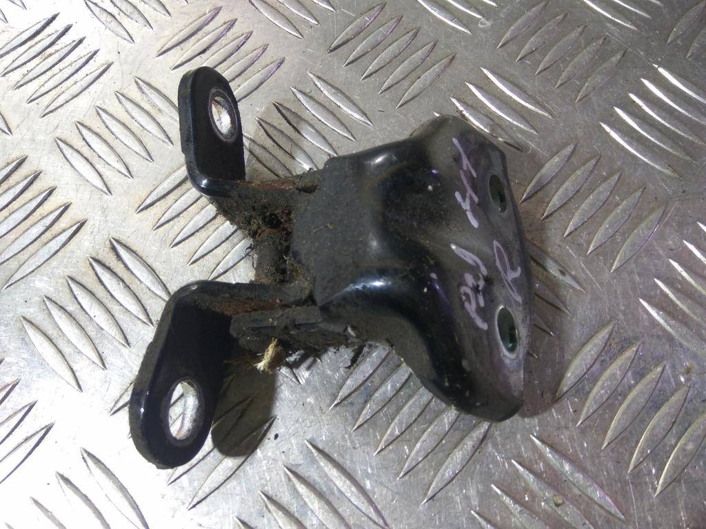 петля двери Hyundai Grand Starex  793404H000, 750 рублей, Москва