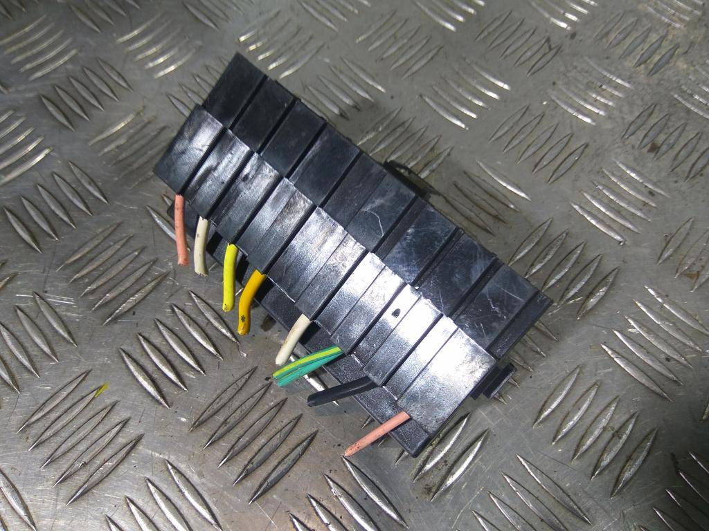 блок предохранителей Peugeot Partner  6500Z1, 750 рублей, Москва