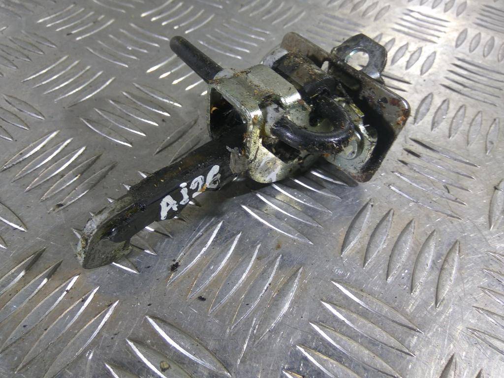 ограничитель двери Iveco Daily  3800395, 1210 рублей, Москва