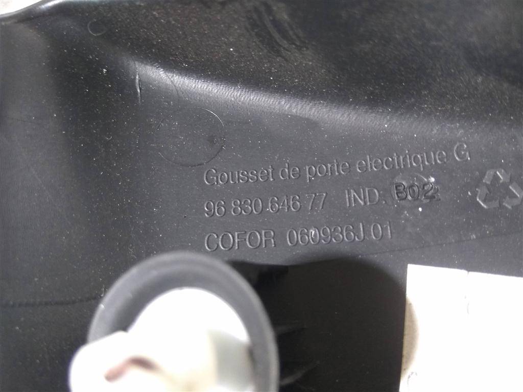 накладка двери Peugeot Partner  9015EG, 750 рублей, Москва