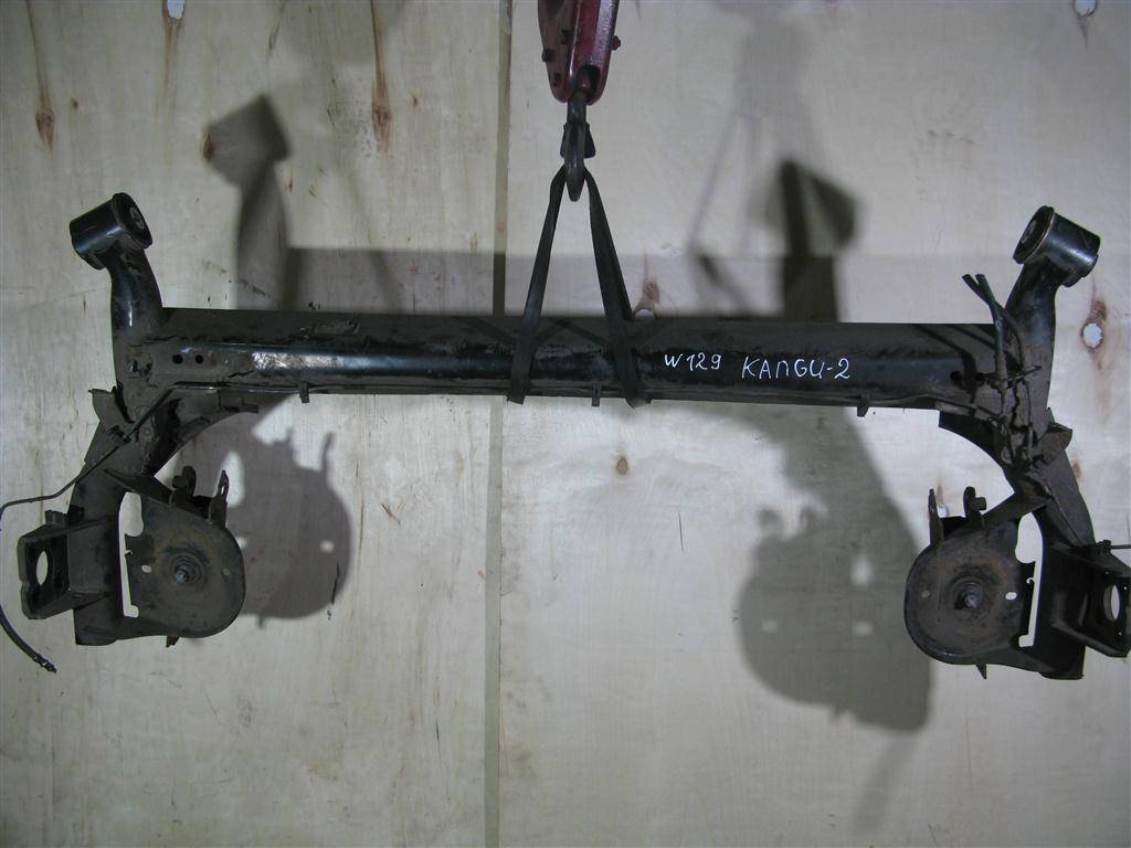 балка Renault Kangoo  555113267R, 6500 рублей, Москва