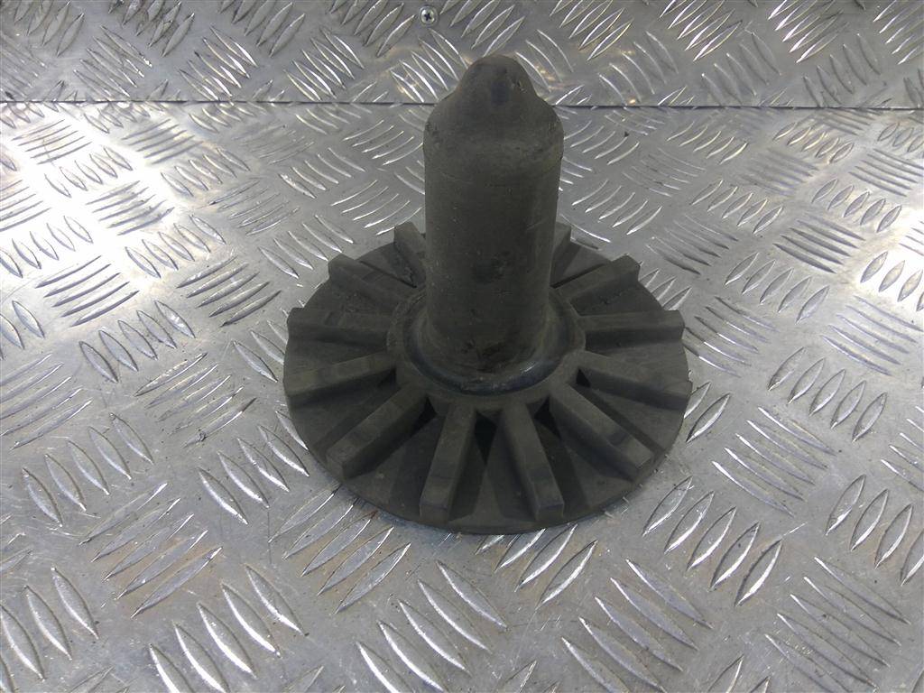 отбойник пружины Renault Kangoo  8200926887, 750 рублей, Москва