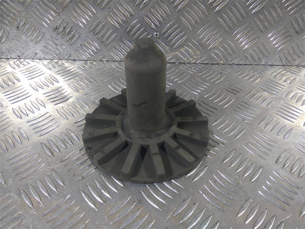 отбойник пружины Renault Kangoo  8200926887, 750 рублей, Москва